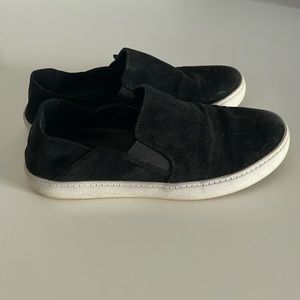 Steve Madden Zarayy Slip Ons